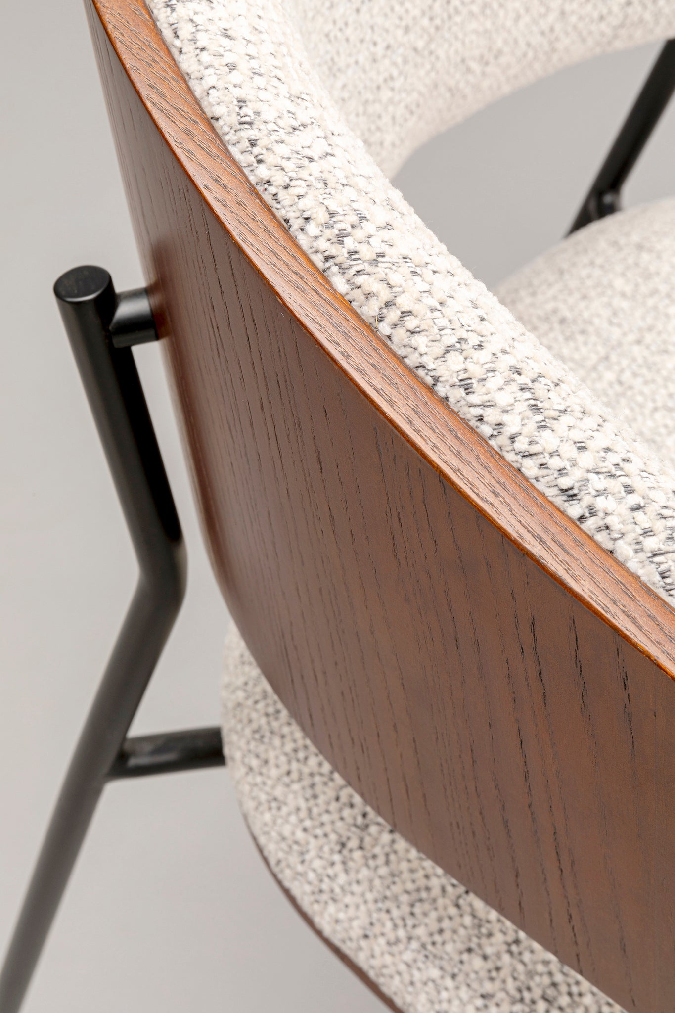 Cindy Chair with Armrest