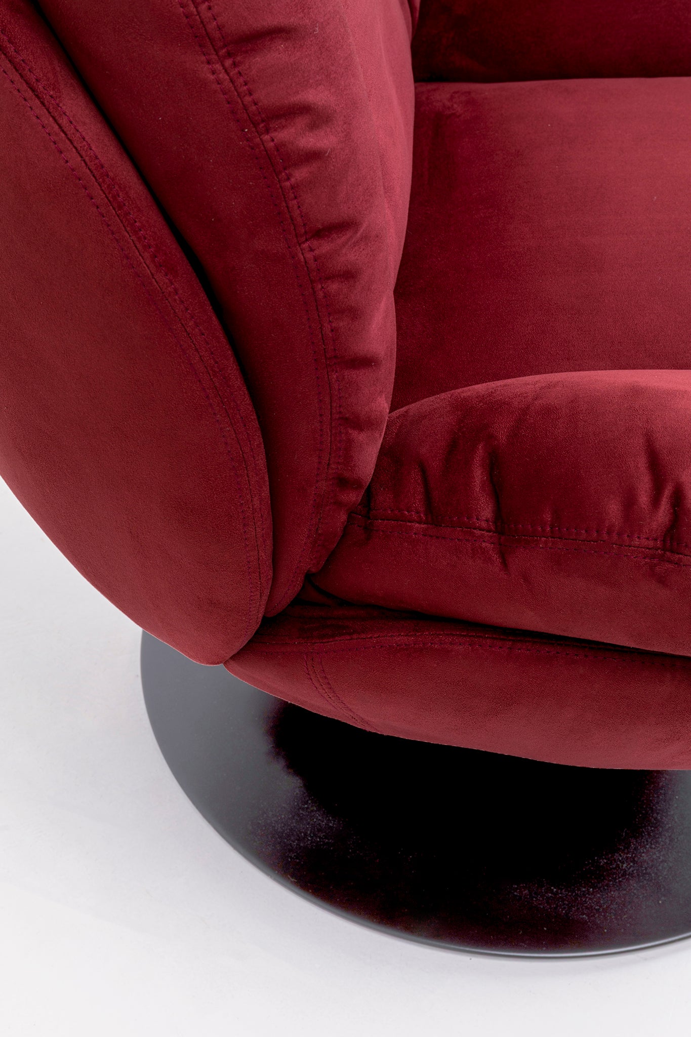 Cosy Swivel Armchair