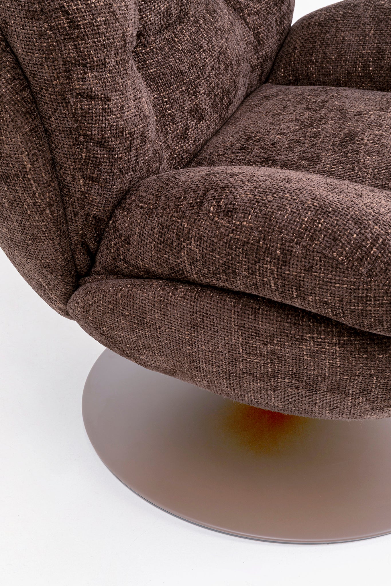 Cosy Swivel Armchair