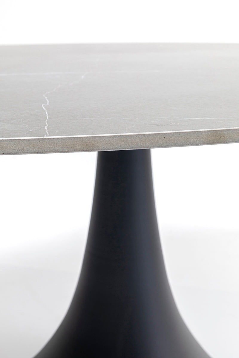 Grande Possibilita Black Table