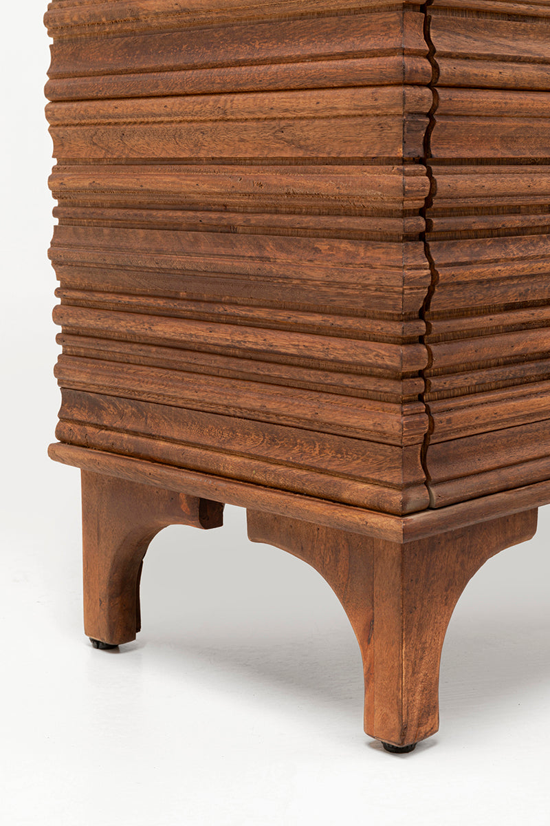 Santos Dresser