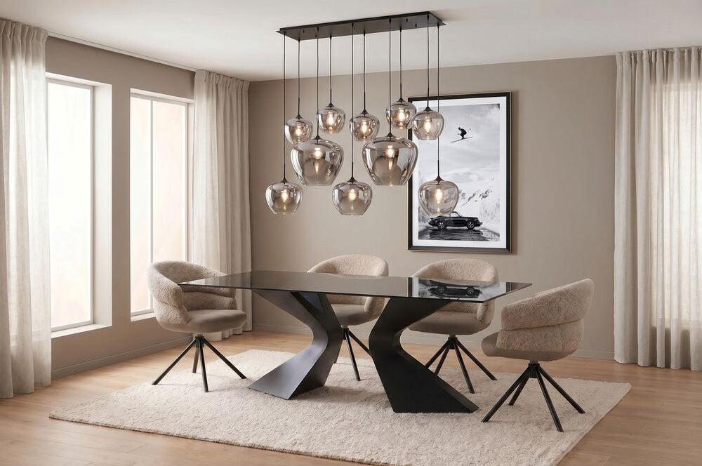 Tasty Swivel Chair with Armrest