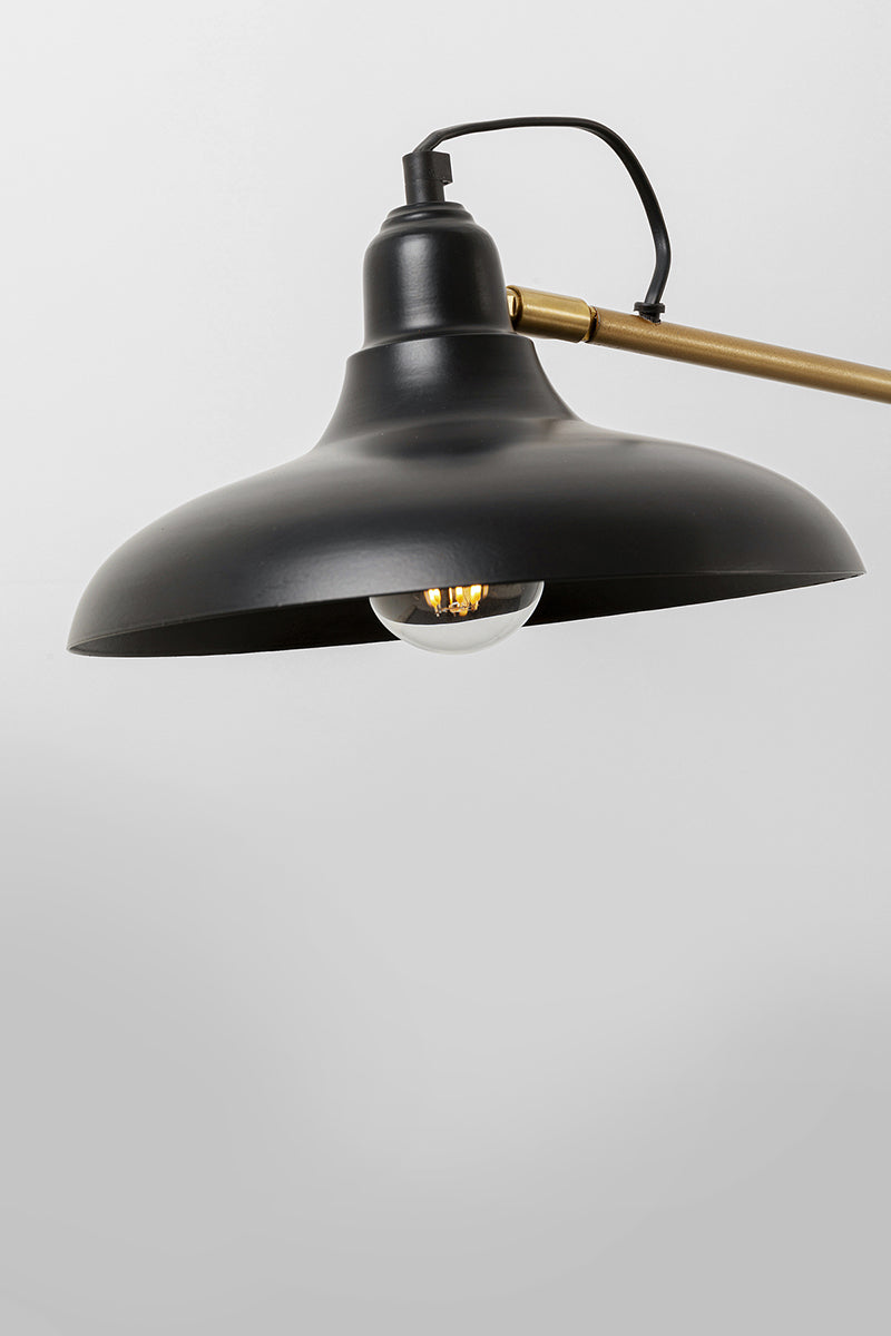 Doro Black Floor Lamp