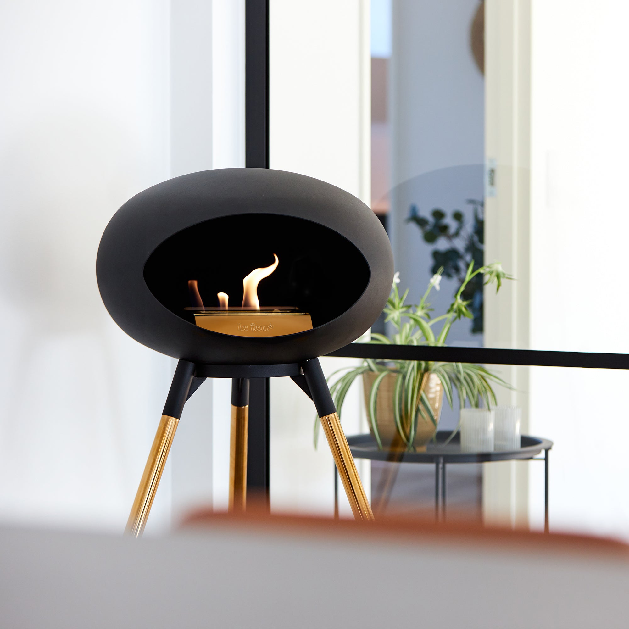 Ground Wood High Chromed Rose Gold Bio Fireplace with Rose Gold Burner