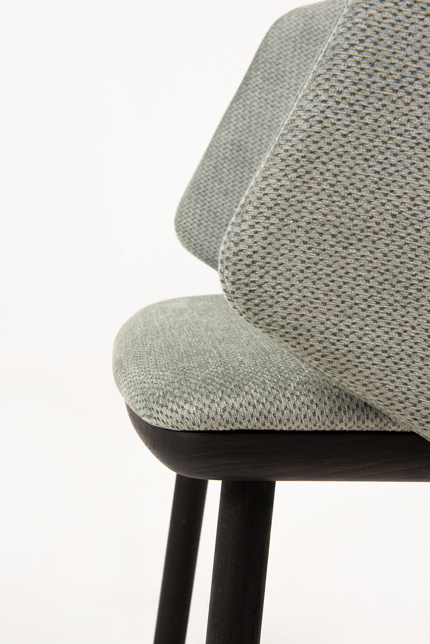 Aoki II Chair