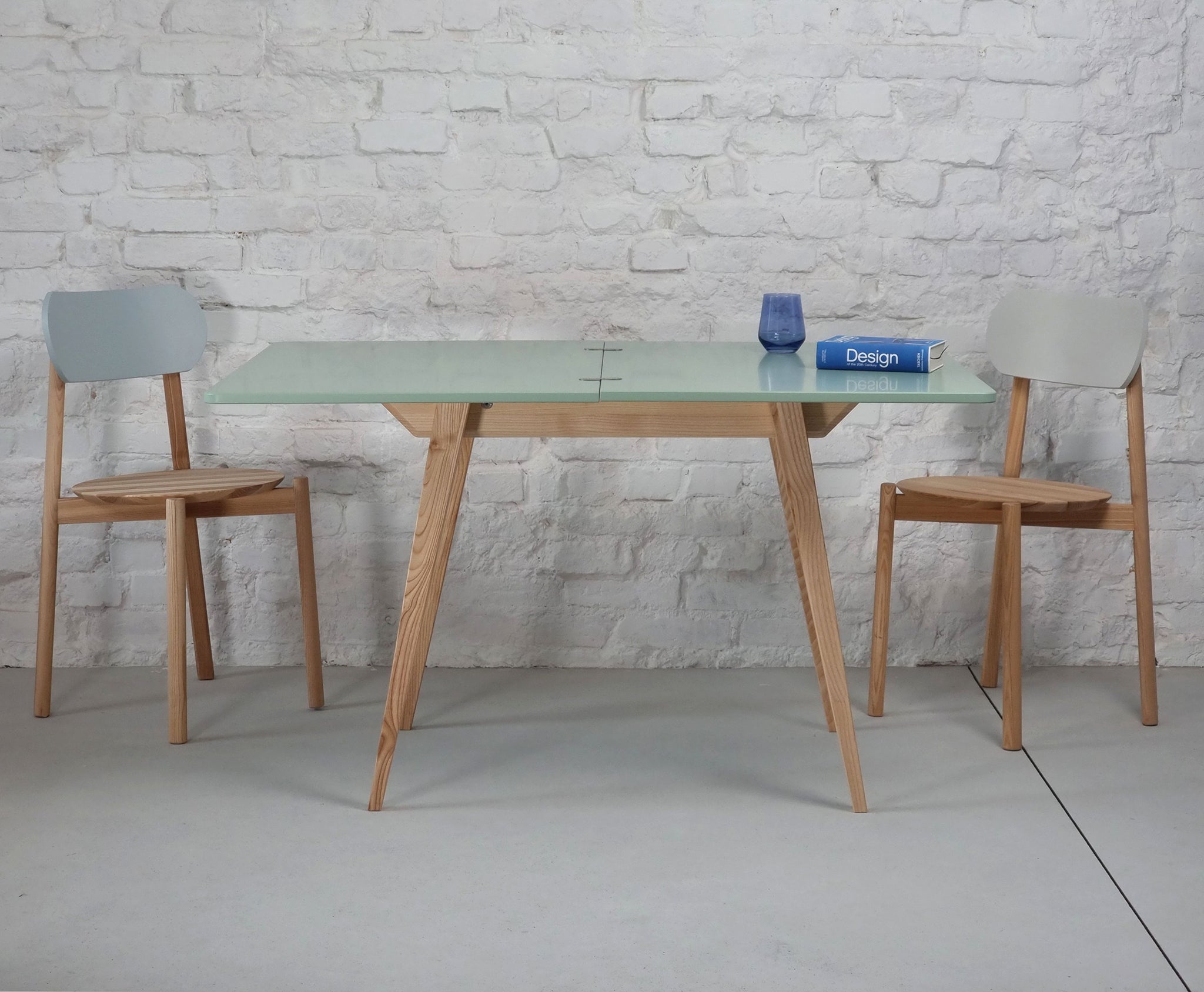 Envelope Extendable Dining Table