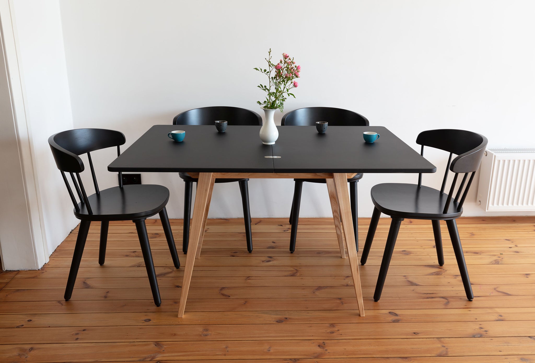 Envelope Extendable Dining Table
