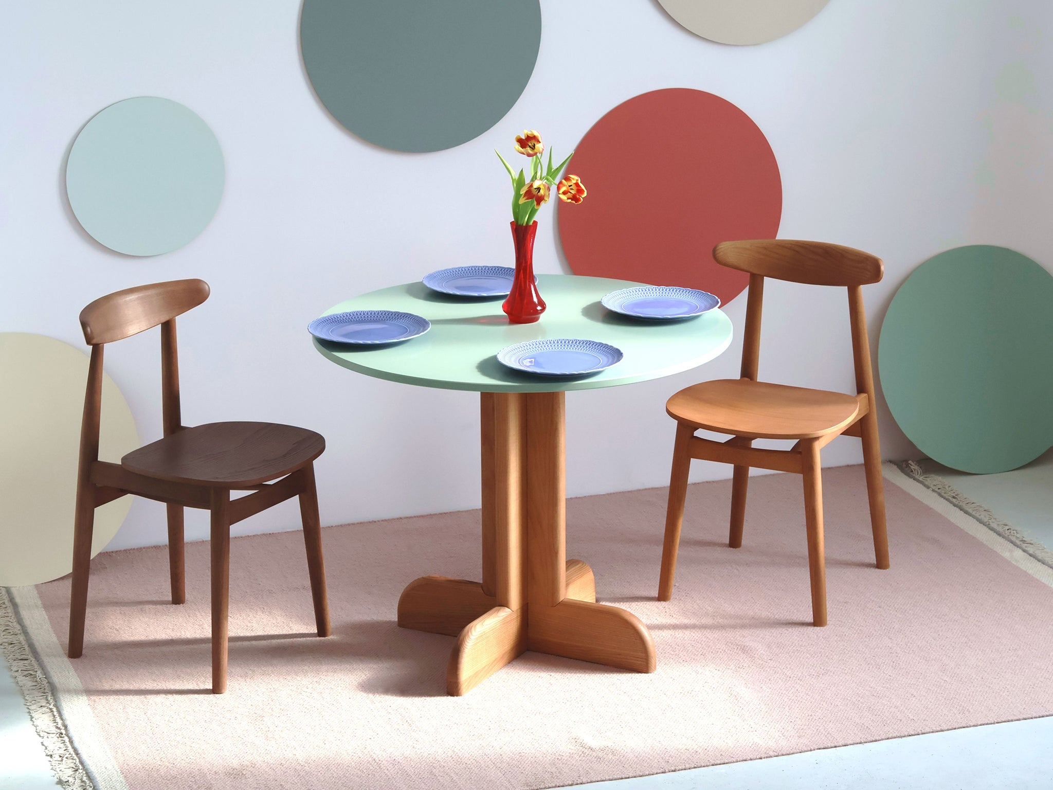 Dega Round Dining Table