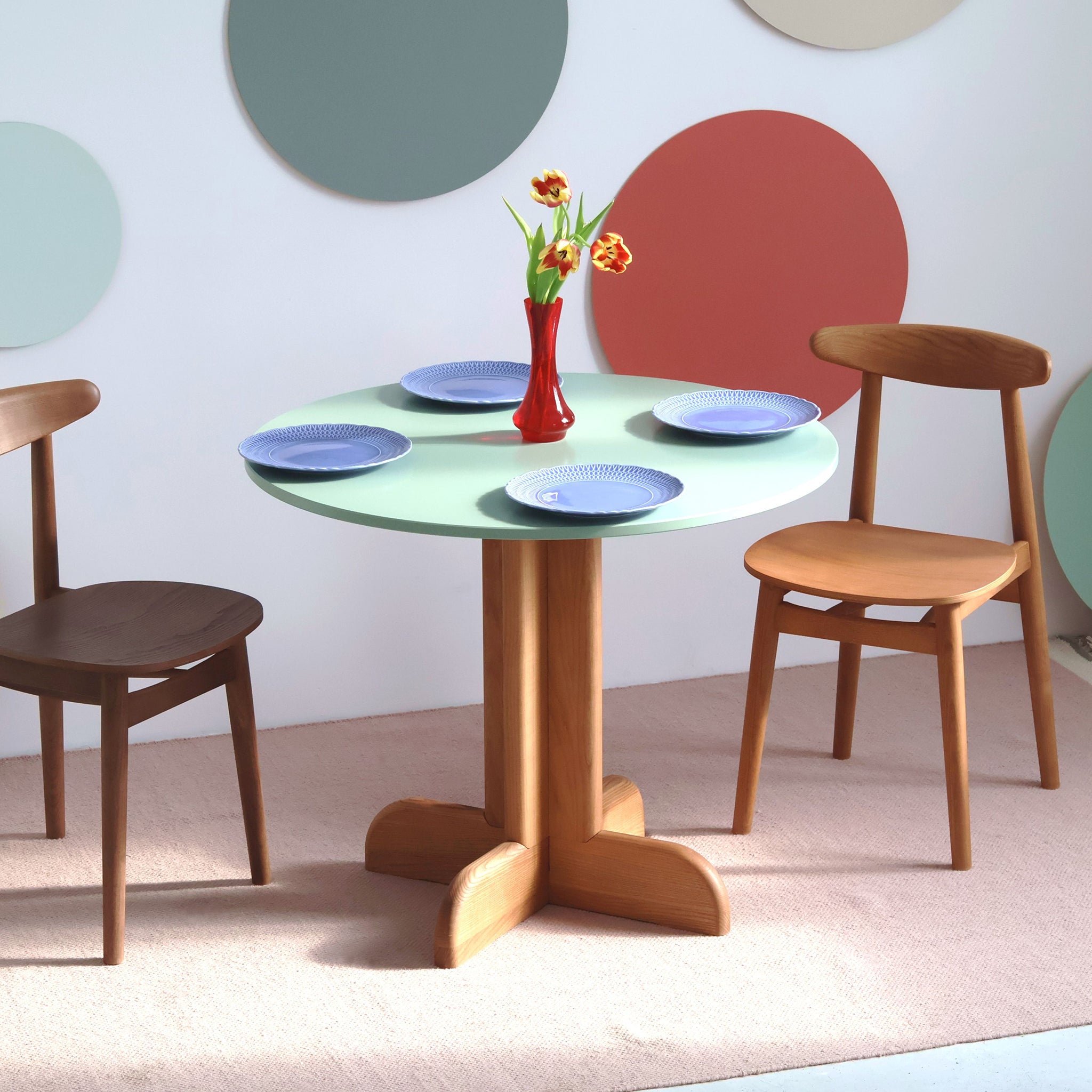 Dega Round Dining Table