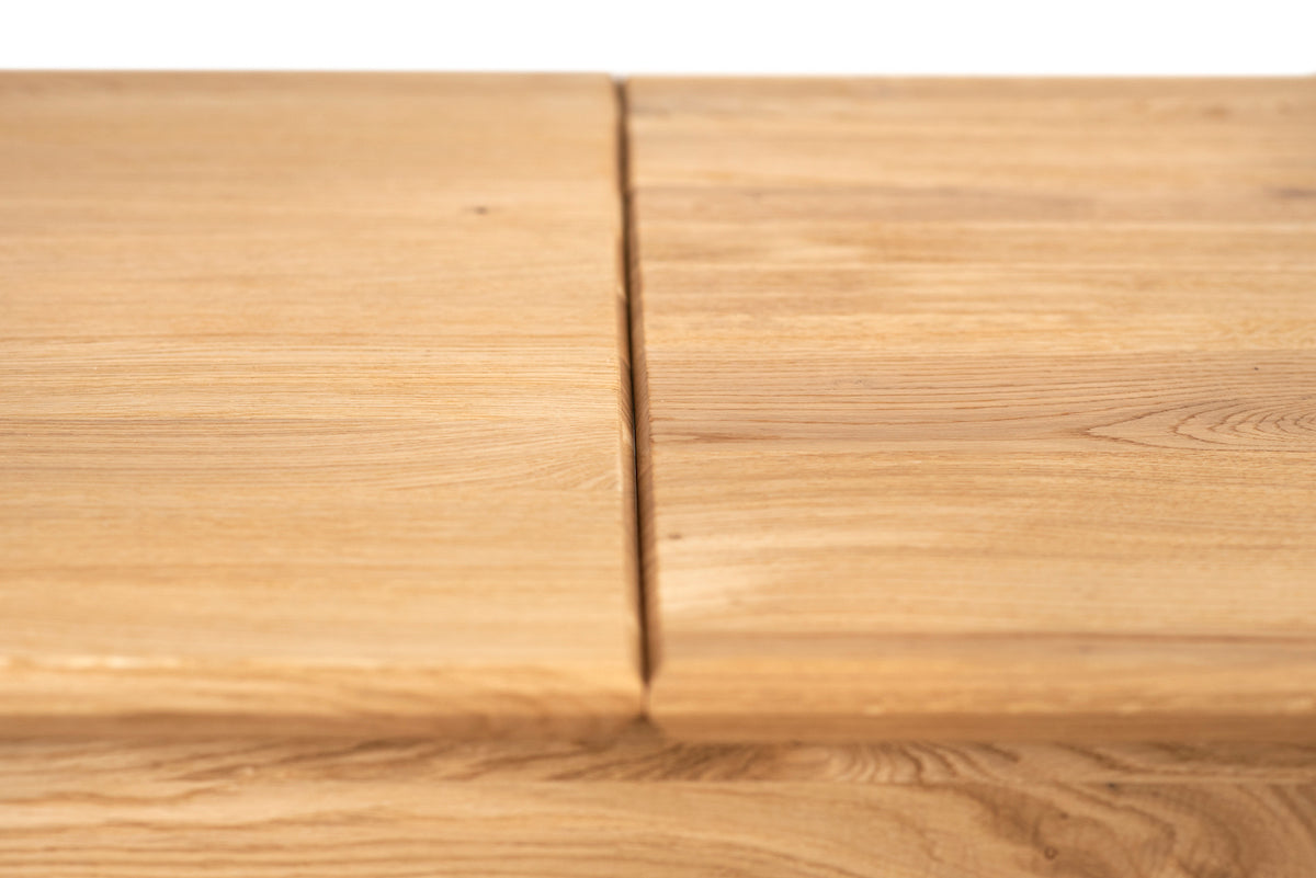 Nero Oak Dining Table - WOO .Design