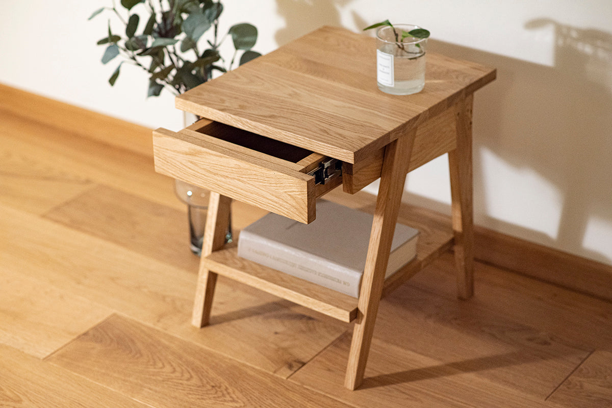 Piko Oak Bedside Table - WOO .Design