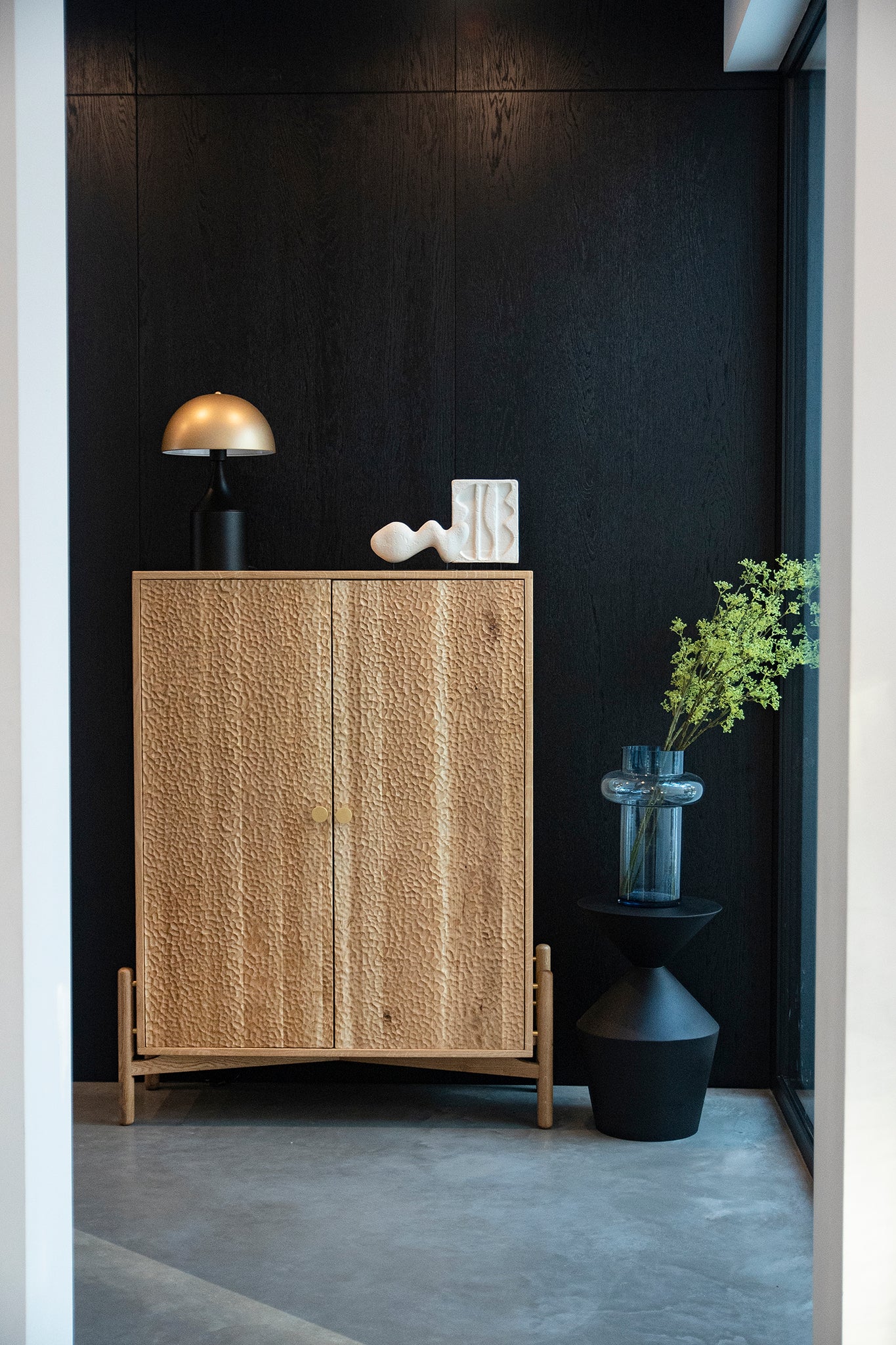 Pino Oak Cabinet