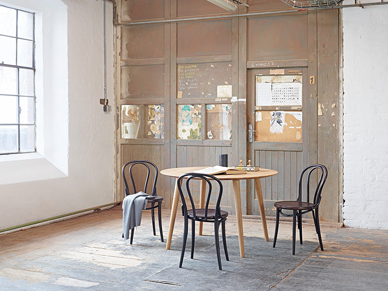 Malmö 707 Round Dining Table - WOO .Design