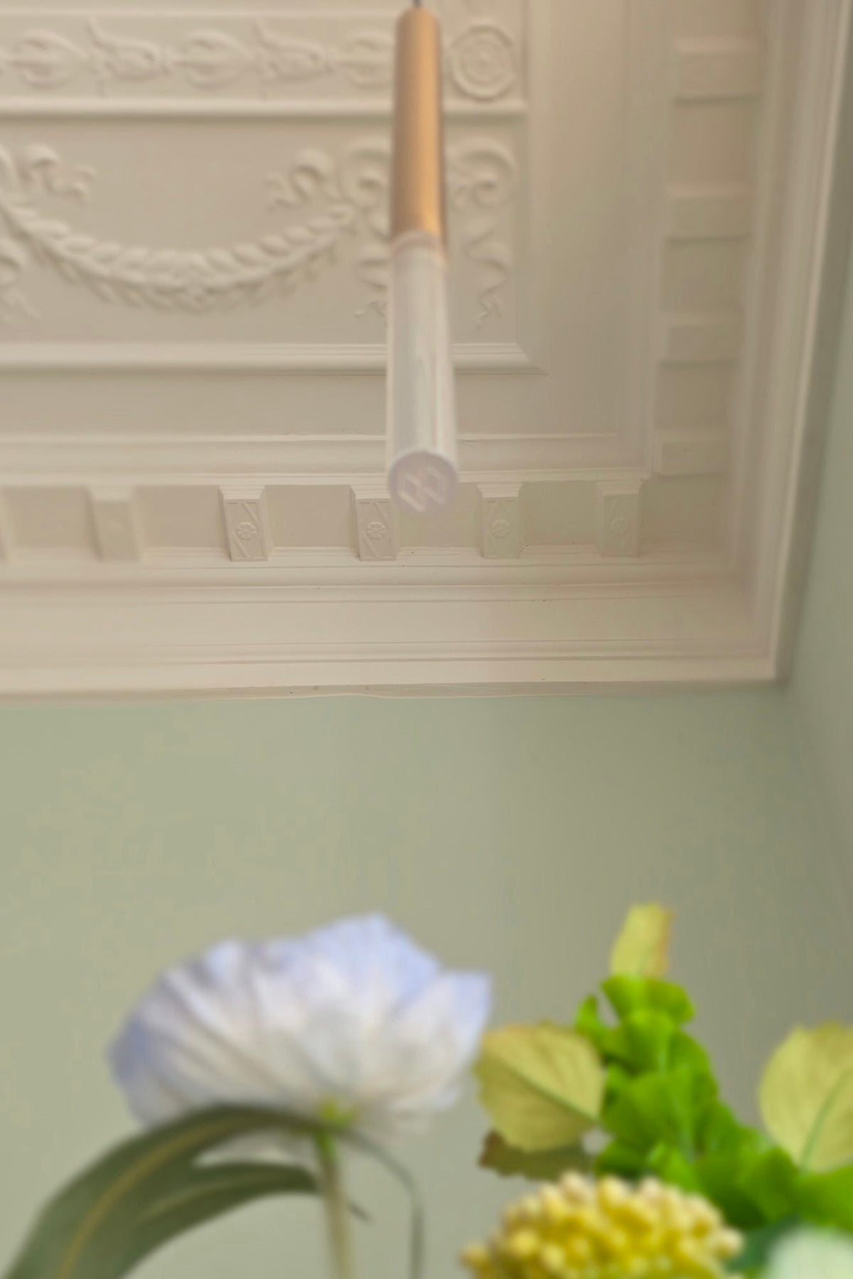 Gesture Tall Pendant Lamp
