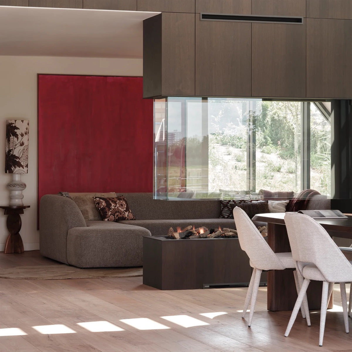 Ellips Dining Table