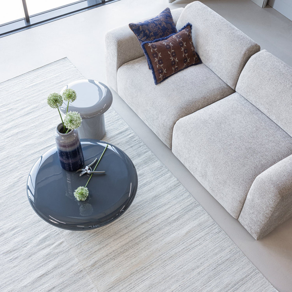 Alvo Side Table