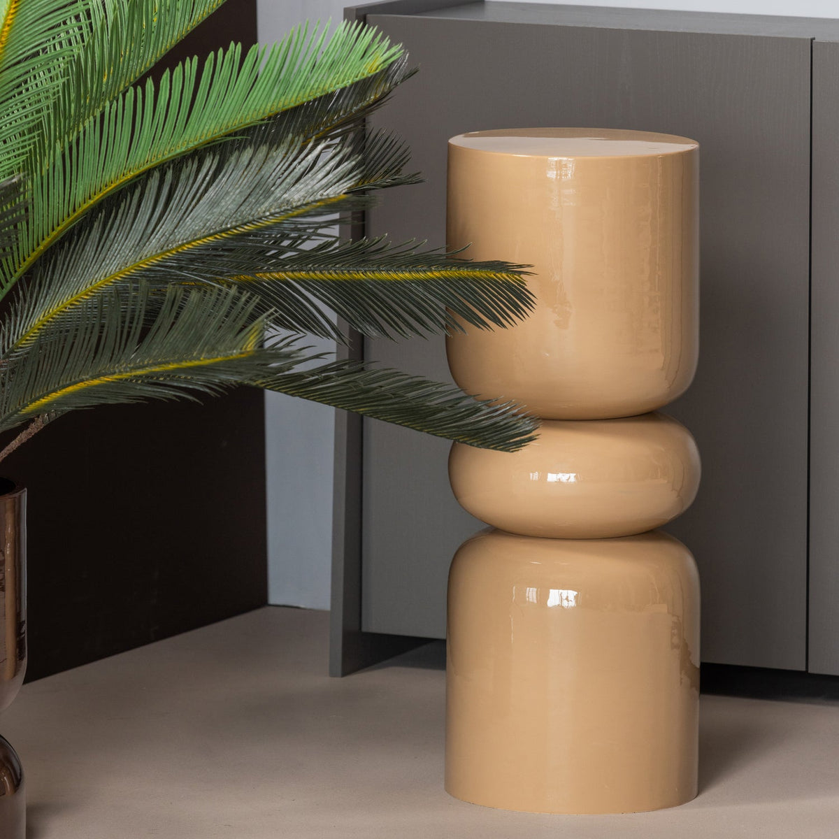 Brava Plant Stand