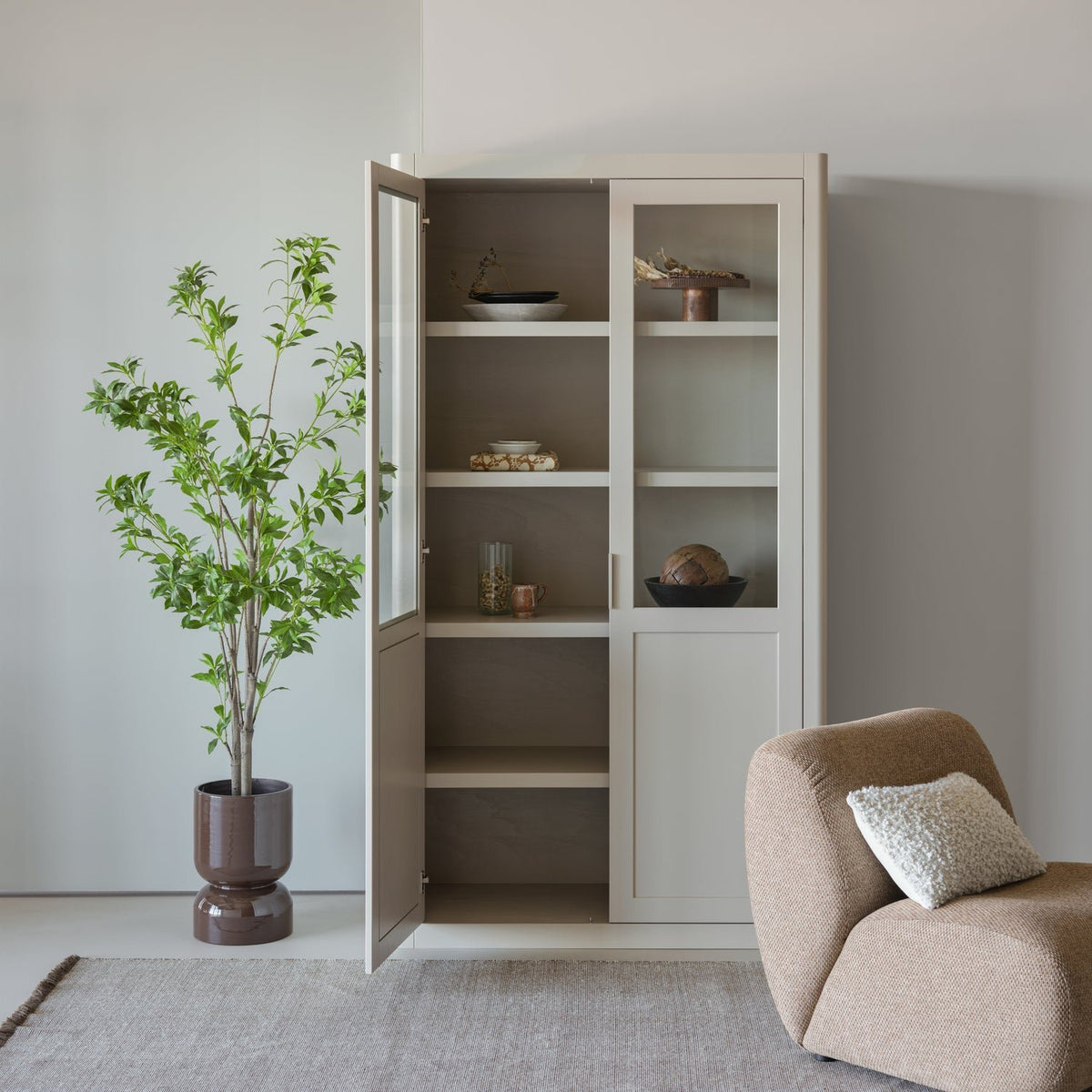 Gunnar Showcabinet