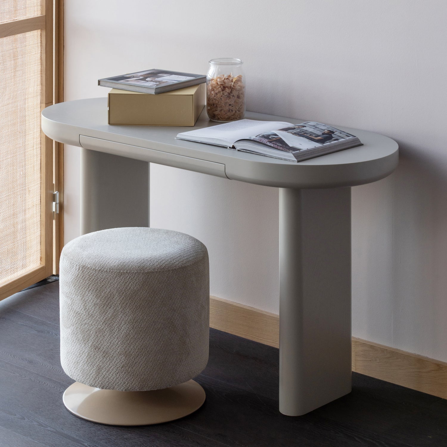 Islen Boucle Swivel Pouf