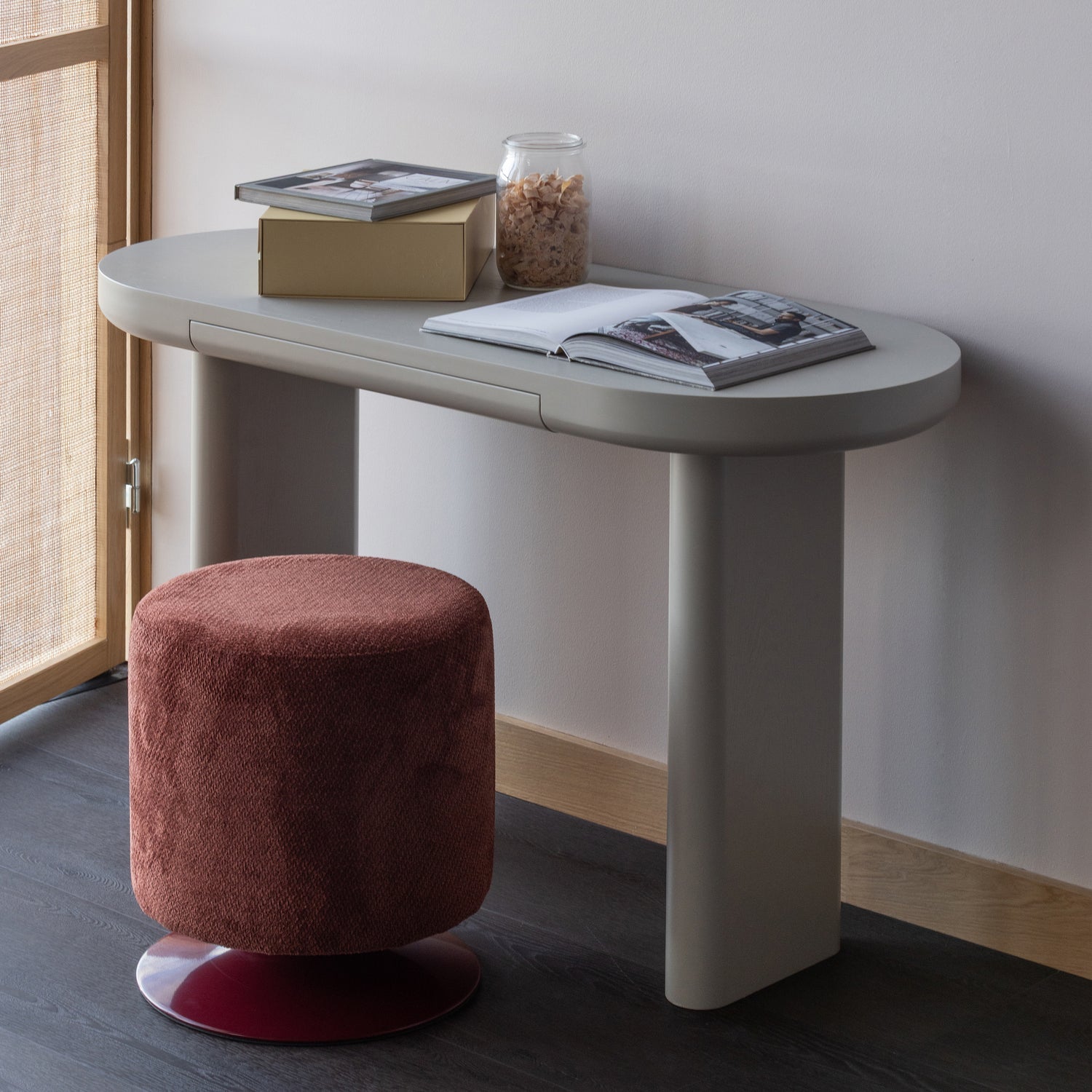 Mael Desk