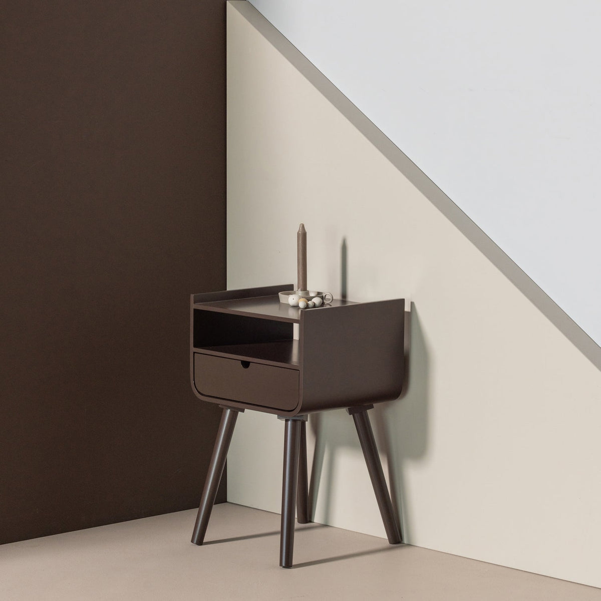 Nils Night Stand