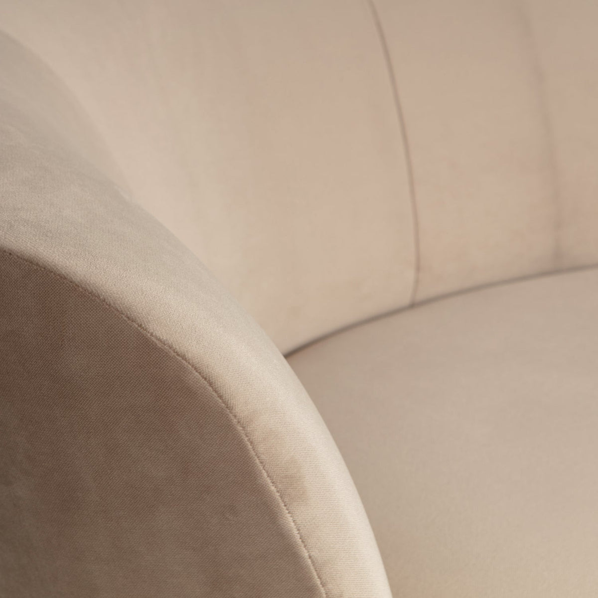 Sara Lounge Armchair
