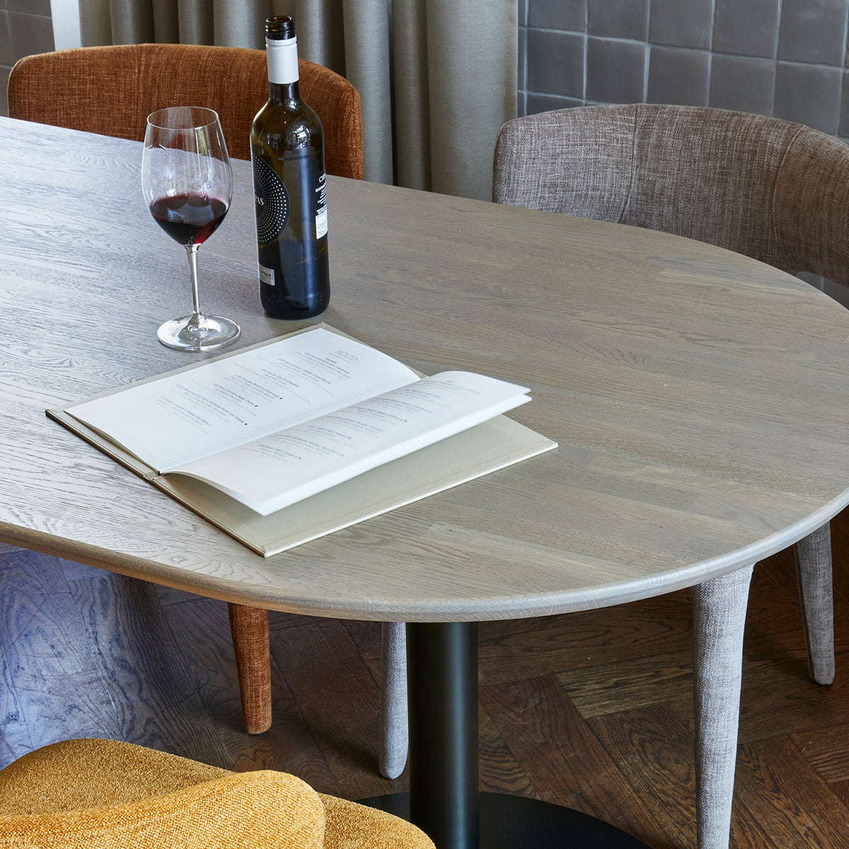 Tablo Oval Double Legs Dining Table