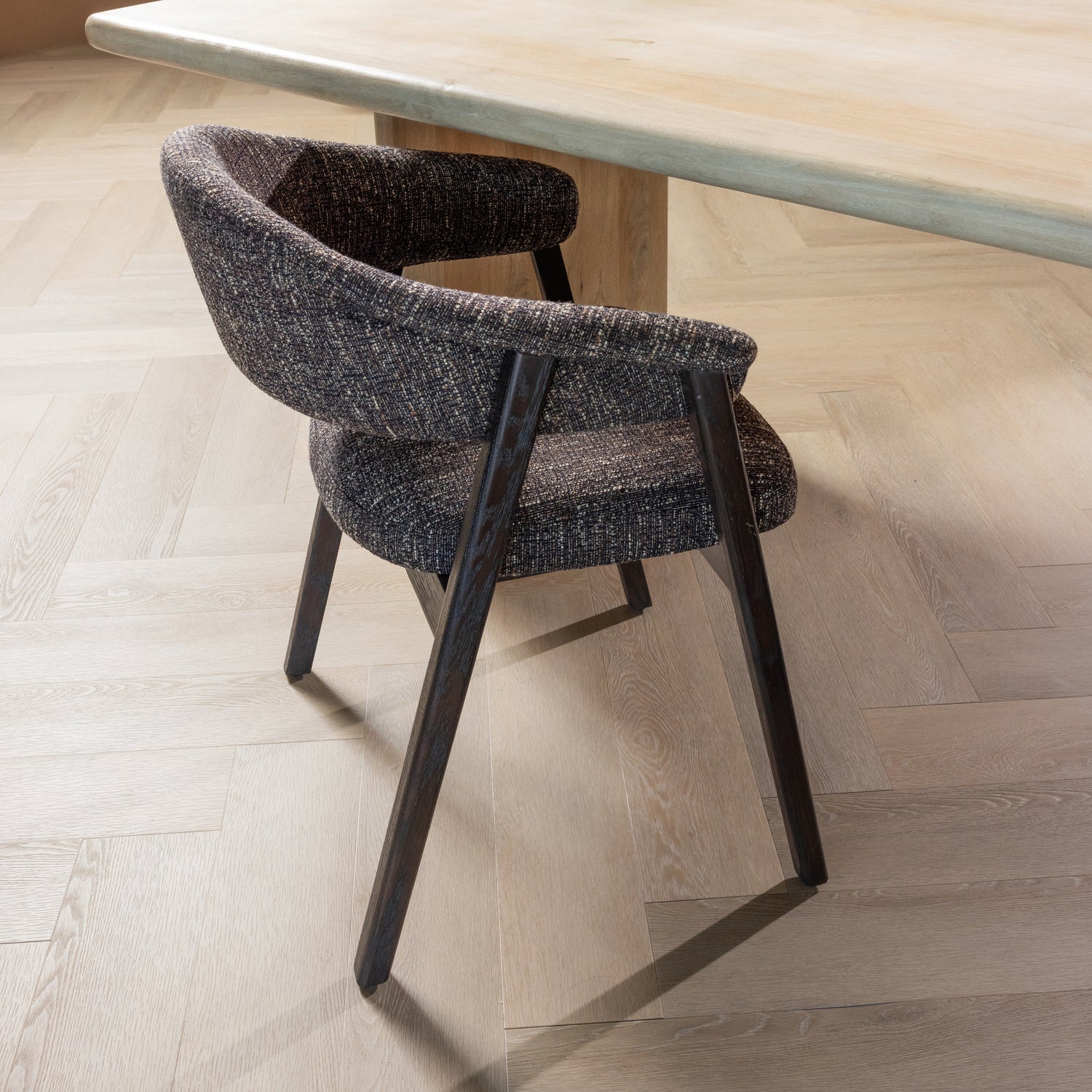 Tunar Dining Chair with Armrest