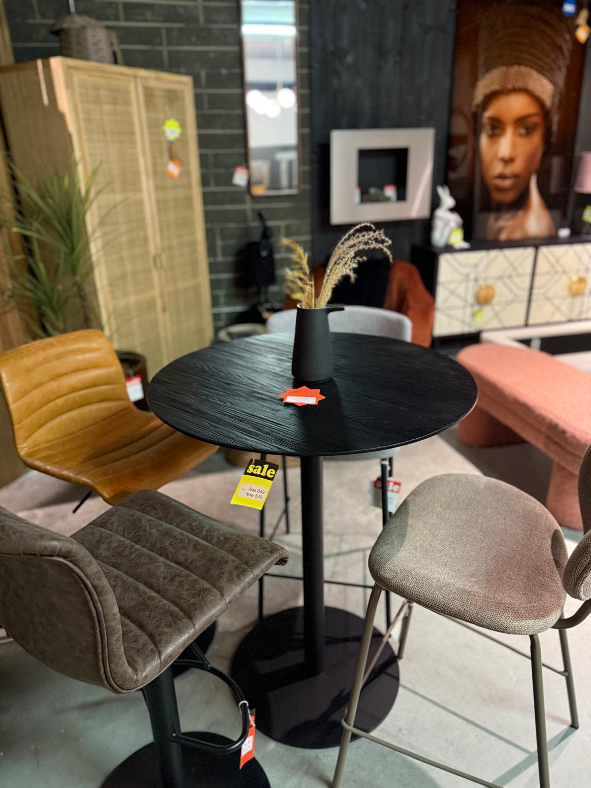 Braza Round Counter Table (Display/ Discontinued Collection)
