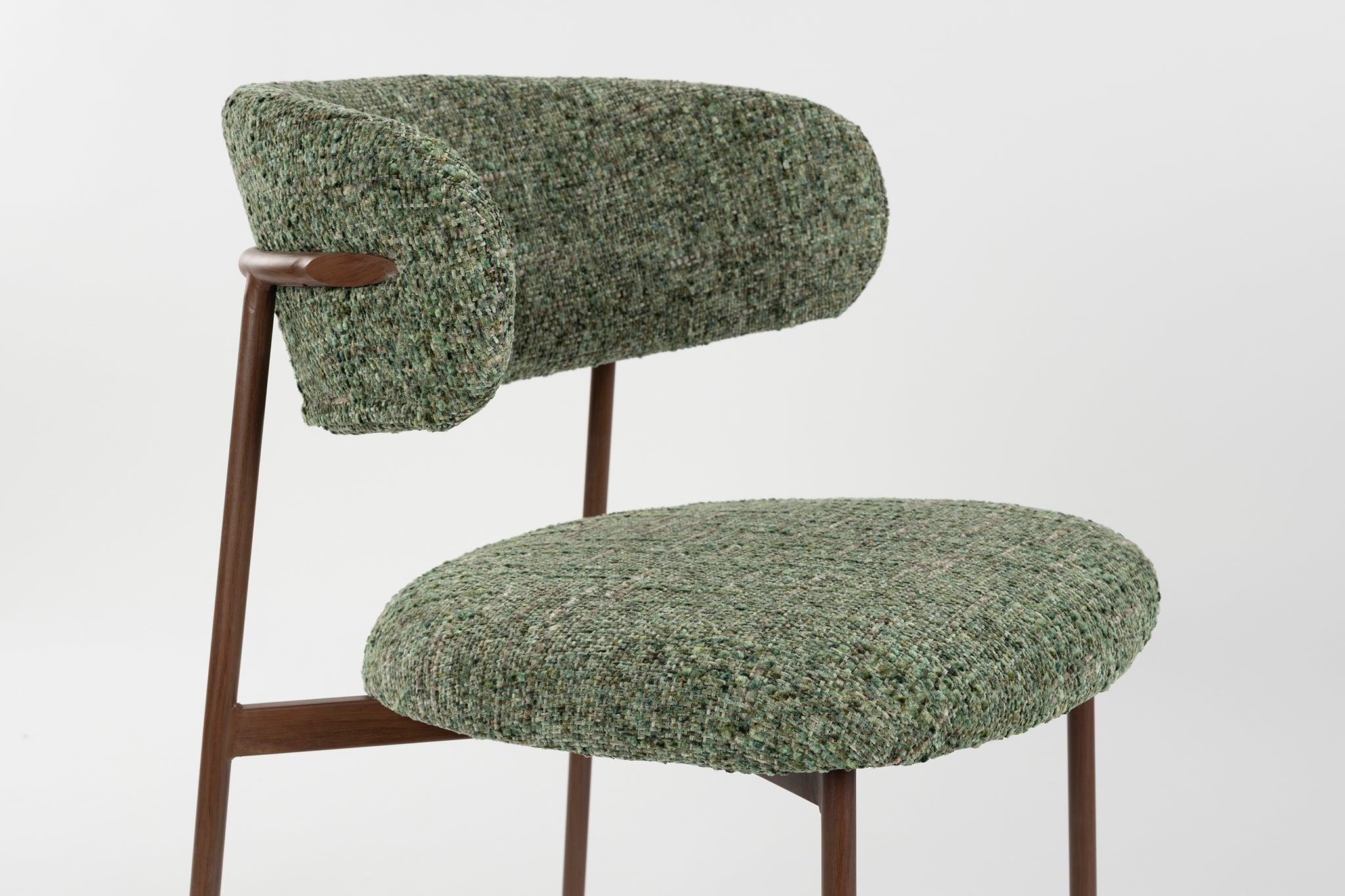 Claes Chair