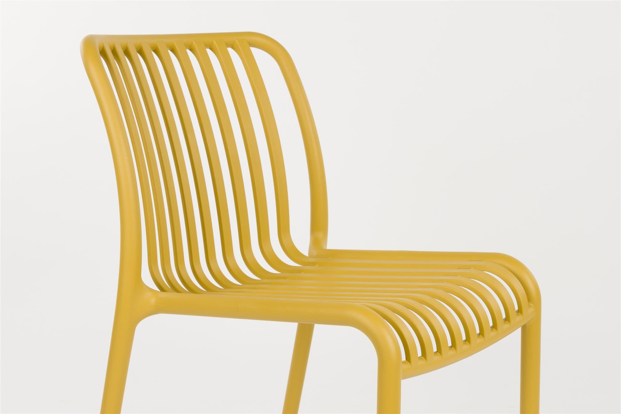 Mante Outdoor Chair