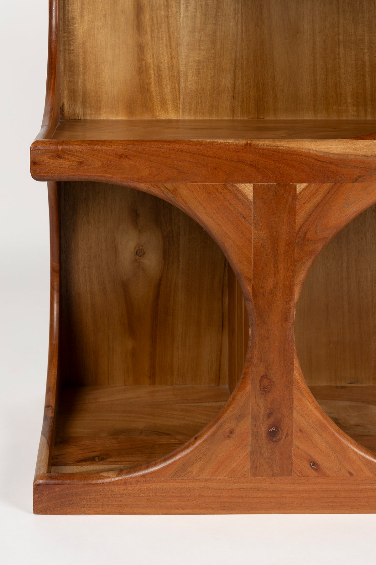 Ruben Cabinet