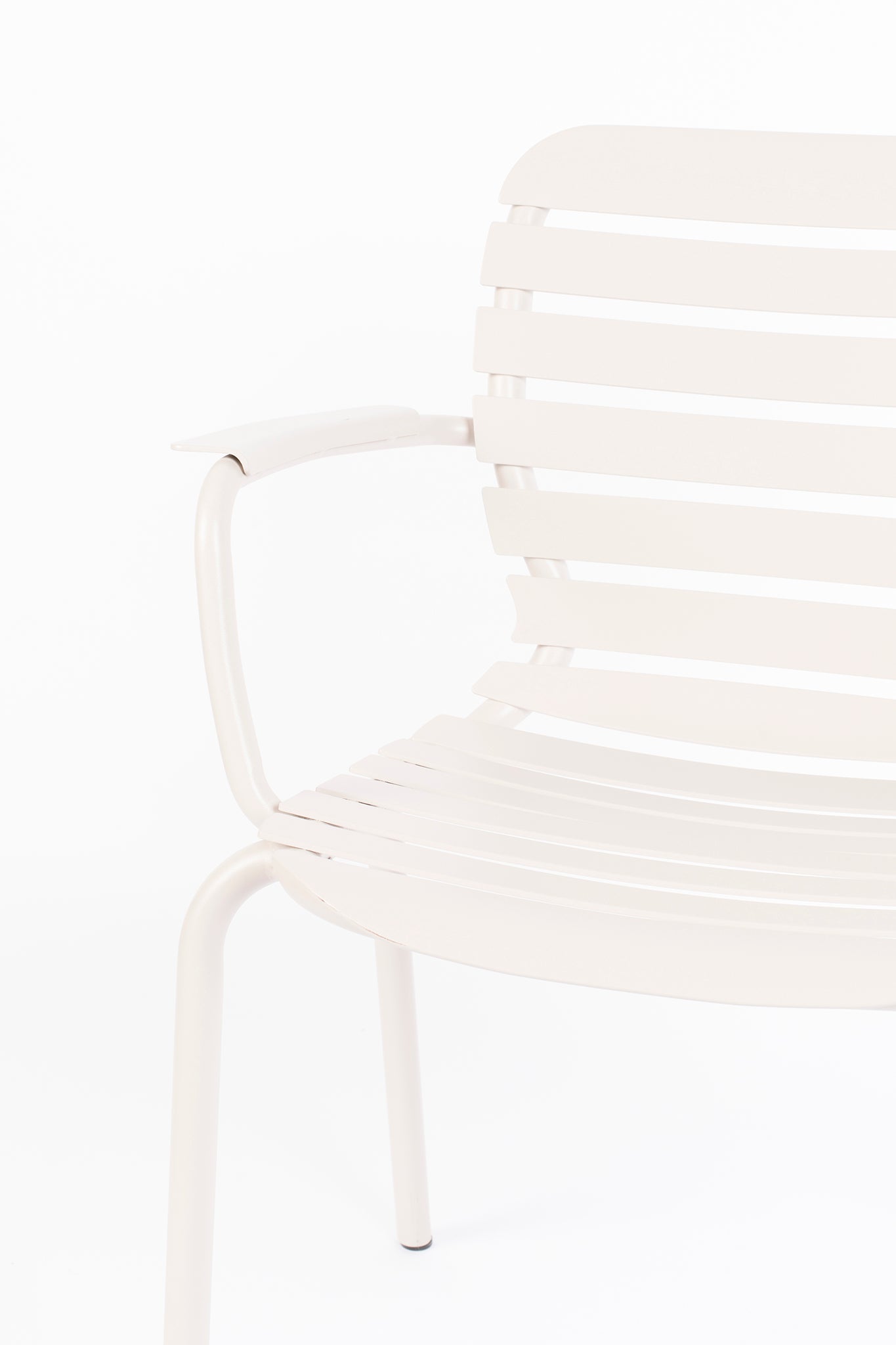 Vondel 168.5 Garden Table Set with Armchair