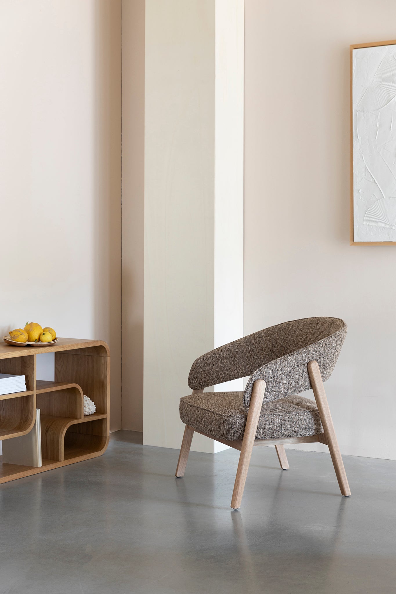 Bright Lounge Chair