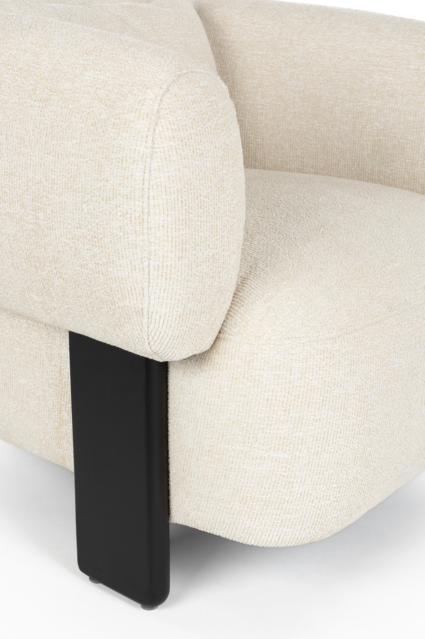 Neil Lounge Chair
