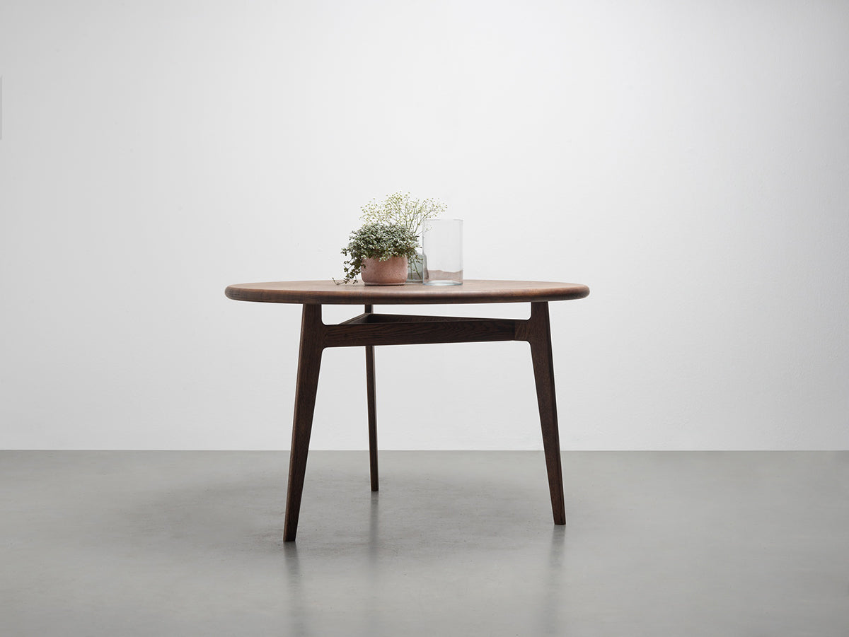 Polly Round Dining Table