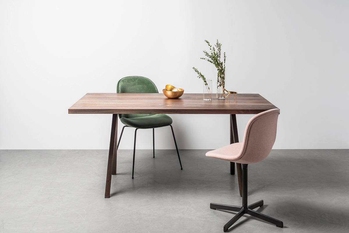 Victoria Dining Table