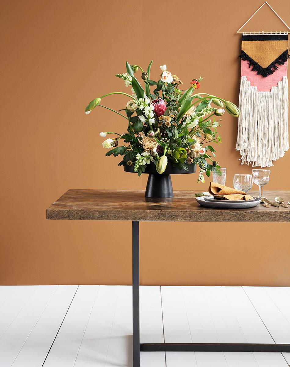 Kant Nature Dining Table
