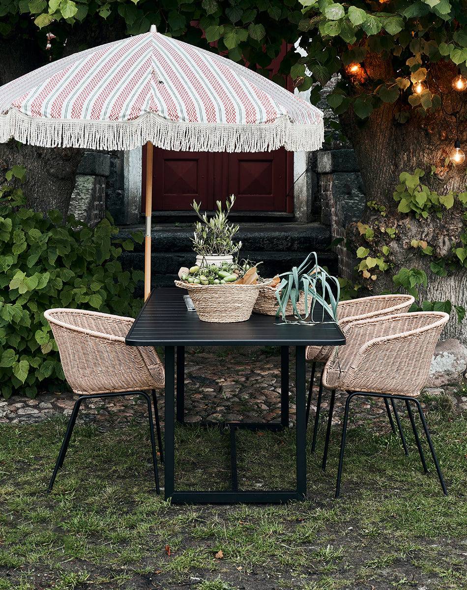 Helo Table