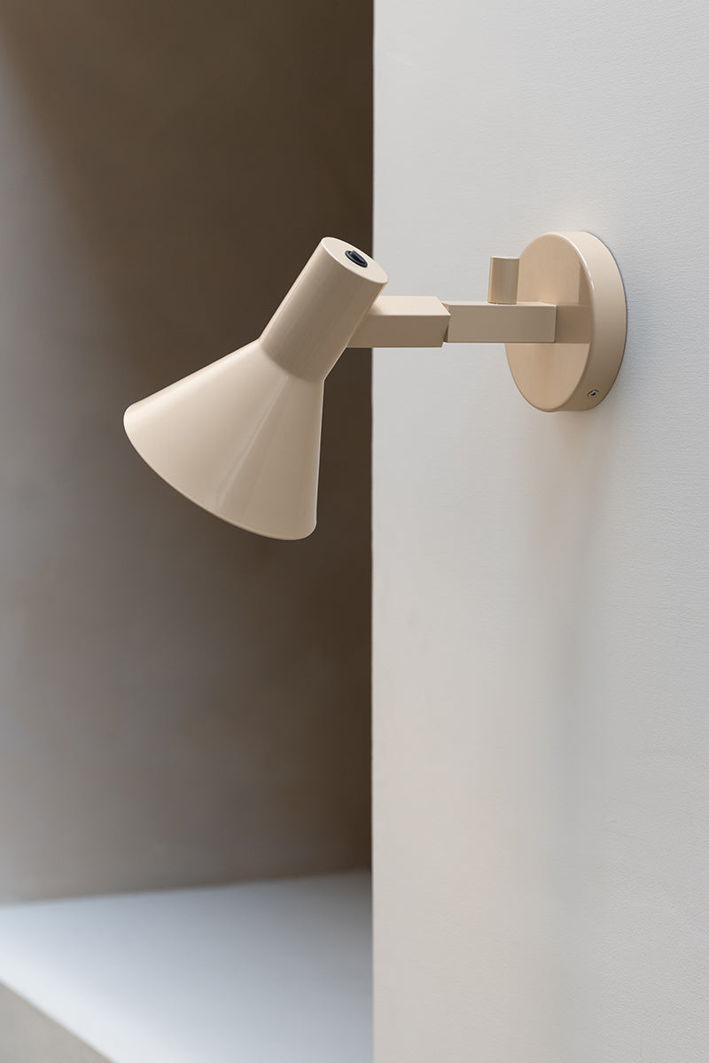 Stavanger Wall Lamp