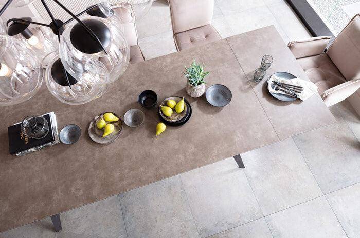 Amsterdam Extension Table