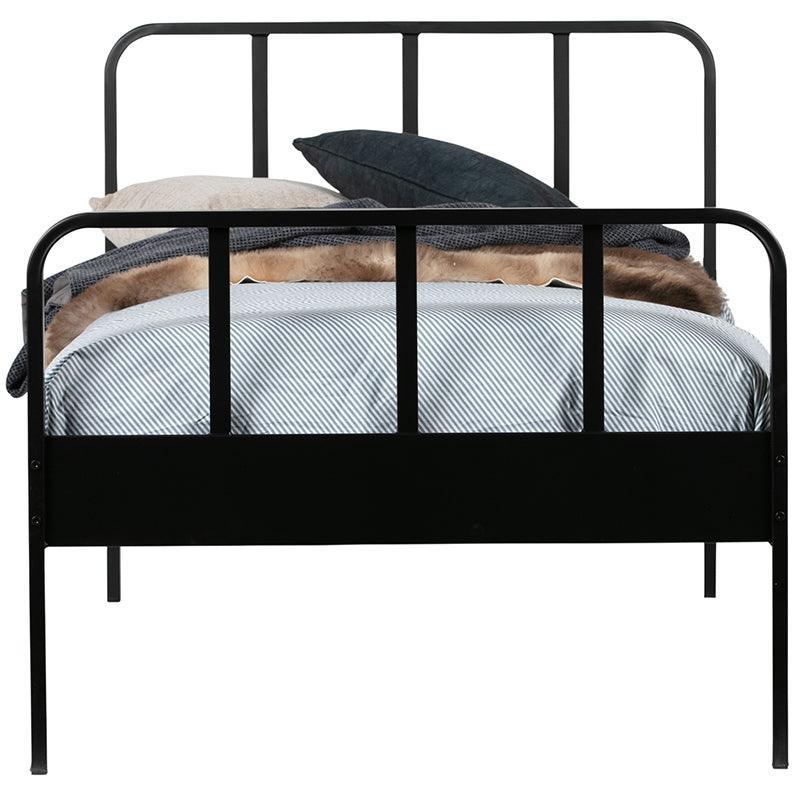 Mees Bed